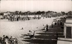 CPSM Riva Bleated Scenes of beach