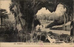 Innengarten Nimes-CPA des Brunnens der Hohle