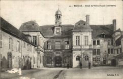 Troyes CPA Town hall