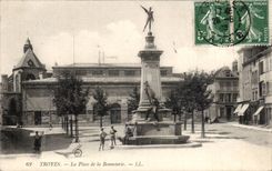 Troyes CPA the place of hosiery