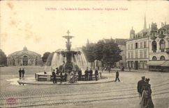 Troyes CPA Boulevard Gambetta Argence Fountain and circus