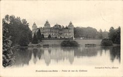 CPA Tool bags in Brie Point of view of the castle