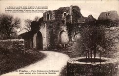 CPA Layered branches Gate St Jean and the well of the citadel