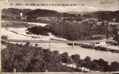 CPA Pau the valley of Gave and the bridge of railroad