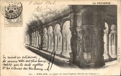 CPA Arles the cloister of Saint Trophime