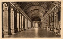 CPA Versailles the palate Galleries of the ices Room of the signature of peace June 1919