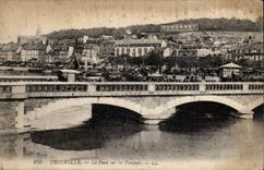CPA Trouville the bridge on the Drums
