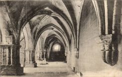 CPA Luxeuil les Bains cloisters