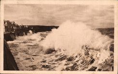 Arromanches CPA Le port de la liberation 1944 Effet de mer par tempete