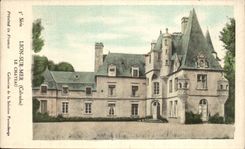 Lion sur Mer CPA the castle