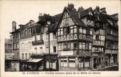 Lisieux CPA Vieilles bringt Platze Markt an der Coiffeurbutter unter