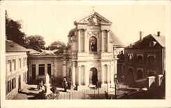 Lisieux CPA die Wolbung der Carmelite Nonnen die Front