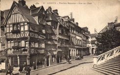 Lisieux CPA alte Hauser Strasse mit dem Behalter