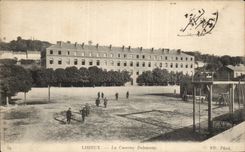 Lisieux CPA die Kasernen Delaunay Militaria