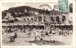 CPA Houlgate the beach and the casino