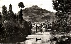 CPSM Espalion Dominates by the proud feudal ruins of the castle of Calmont