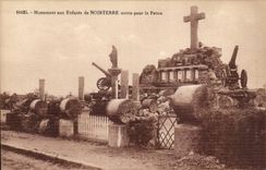 CPA Denkmal mit den Kindern von Noirterre starb fur das Vaterland