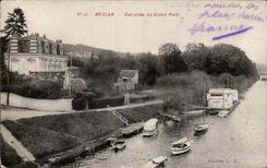 CPA Meulan Seen from of the large bridge
