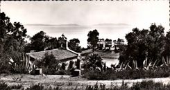 CPSM Environs du lavandou Le Rayol Vue sur l'eglise et les iles d'or