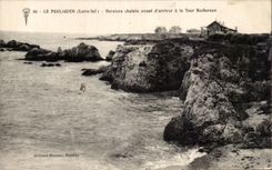 CPA Pouliguen Last country cottages before the arrival with the Rochereau Tower