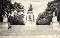 CPA Nantes Monument of died for the fatherland