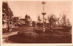 CPA La Baule on sea the esplanade of the casino
