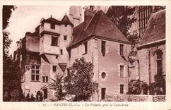 CPA Nantes the psalette close the cathedral