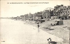 La Baule CPA the beach has high tide towards Pouliguen