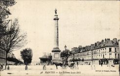 Nantes CPA the column Louis XVI
