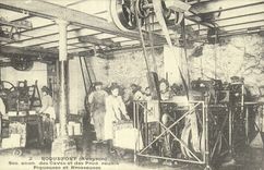 REPRODUCTION Roquefort Piqueuses and Brosseuses Cheese Cheese