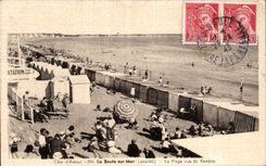 CPA La Baule on sea the beach seen of the embankment