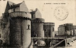 CPA Nantes Entrance of the castle