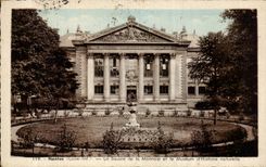 CPA Nantes the public garden of the currency and the museum of natural history