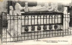 Pornic CPA Tomb of François II Duke of Brittany in the cathedral