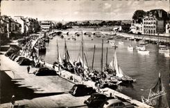CPA View of the port of Baule and Pouliguen