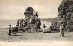 CPA Saint Nazaire Beach of Measles and rocks of the Lion