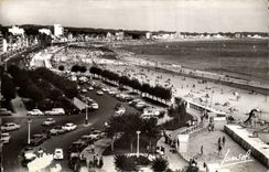 CPSM La Baule the most beautiful beach of Europe