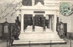CPA Interior Nantes of the cathedral Tomb of Lamoriciere