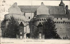 CPA Nantes Entrance of the castle