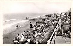 CPA Luc on Sea the beach