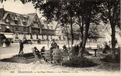 CPA Deauville gebluhter Strand der Eisendampfkessel