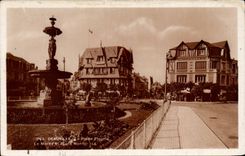 CPA Deauville bluhte Strand Morny und Platz Morny