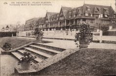 Deauville - Normandie-Hotel und Prachtstrasse Cornuche - CPA