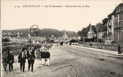 Deauville - der Weg - Prachtstrasse des Meeres - CPA