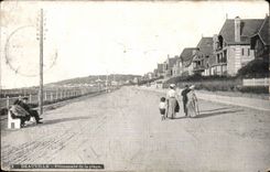 Deauville - Weg des Strandes - CPA
