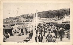 Deauville - gebluhter Strand - CPA