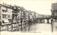 Castres - Old Houses on water - CPA