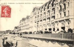 Cabourg CPA die grosse Hotel-Front auf dem Meer Kodak