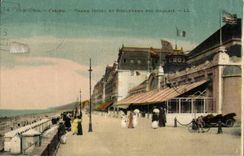 Cabourg CPA grosses Hotel des Kasinos und Prachtstrasse von Englisch