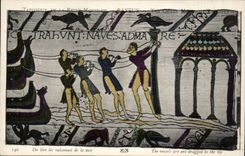 CPA Bayeux Tapisserie of the Queen Mathilde One draws the vessels from the sea